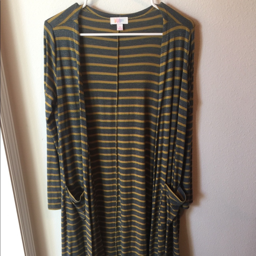 Lula Roe Sarah Duster Cardigan, size small NWOT